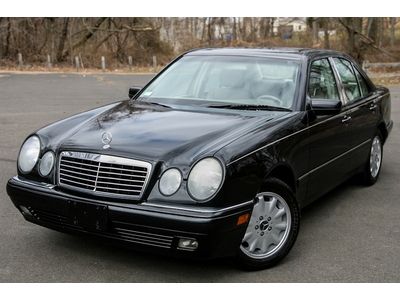 1999 mercedes benz e320 82k miles serviced loaded clean