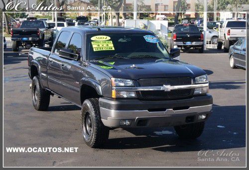 2004 chevy 2500 lly duramax 4x4 lifted low miles!