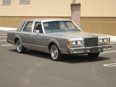 1989 lincoln town car cartier one owner only 71k mile non smoker mint no reserve
