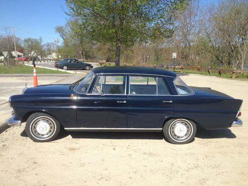 1964 Mercedes 4 door #2