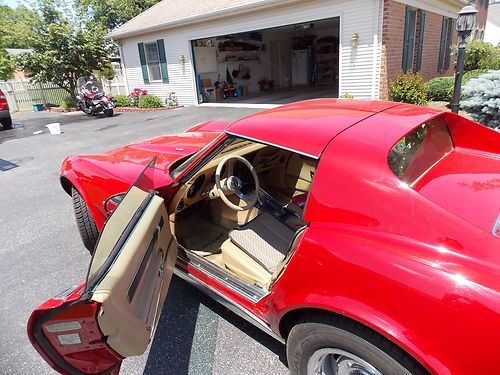 1977 red corvette t-top