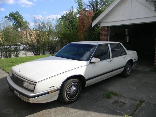 1989 buick lesabre custom sedan 4-door 3.8l only 28,000 miles!