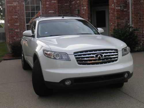 03 infinity fx 35 with 89k miles, immaculate condition. pearl white w/ tan int