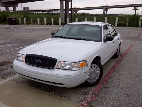 2003 ford crown victoria cng with extended range tank no reserve