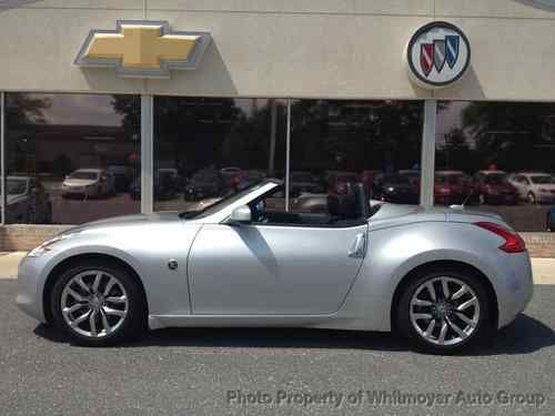 2010 nissan 370z convertible ... no reserve.. 1 owner. clean carfax