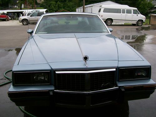 1986 pontiac grand prix 5.7l 2 door coupe