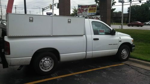 2006 dodge ram 2500 utility truck w/ lift and bedside tool boxes!