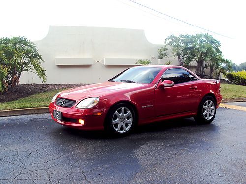 2001 mercedes benz slk 230 kompressor * convertible *  black &amp; red interior.