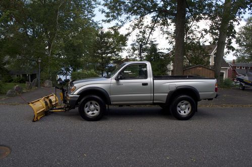 2003 toyota tacoma ~ 4x4 regular cab with plow