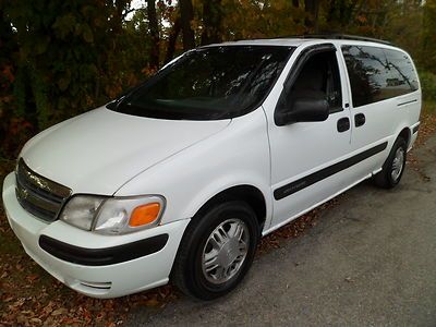 2003 chevrolet venture 4 doors 3rows seats 3.4liter 6cylinder w/air highbidwins