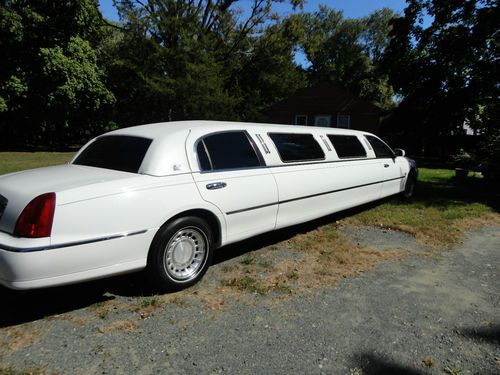 2001 lincoln town car stretch limousine white 10 passenger 120 inch clean title!