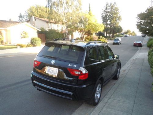 2006  bmw  x 3  black color in perfect condition