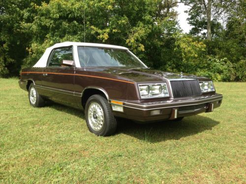 1982 chrysler lebaron convertible new condition very low milage