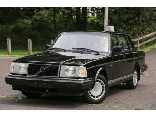 1993 volvo 240 auto rare reliable black heated seats carfax cert