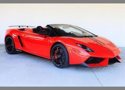 Msrp $277,995.00 1-owner rosso mars perfomante lp570-4  low miles