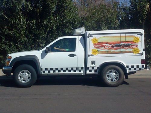 Custom hot shot cooler and heated catering truck excellent condition low mileage