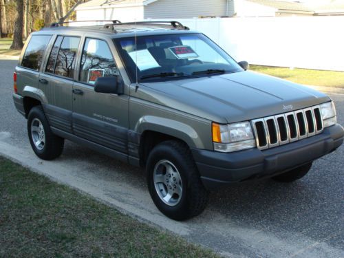 1998 jeep grand cherokee laredo awd 4x4 green 168k miles 4.0lt 6 cyl. very clean