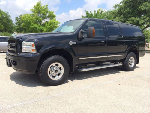 King of the road! 2005 ford excursion limited edition rare and spotless