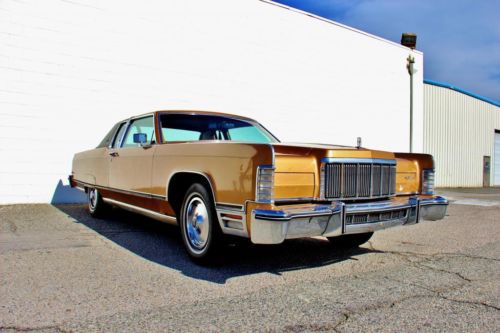 Rare find-1975 lincoln town coupe-1 owner-immaculate-original-no reserve