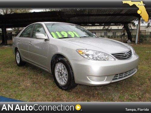 Toyota camry le with 49k miles &amp; leather