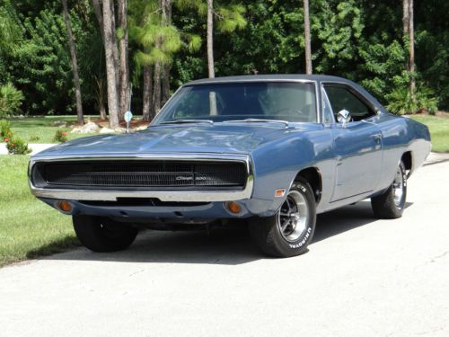 Charger 500 383/335hp automatic bucket seats and console