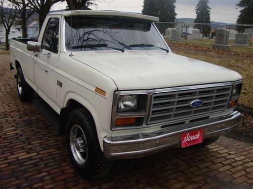 **1986 ford f-250 2wd 47,000 original miles- none nicer!!!**