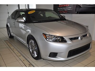 1 owner low miles certified 6 spd stick manual power glass moonroof sunroof ipod