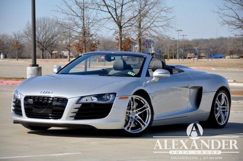 R8 spyder convertible! factory warranty! one owner! carfax certified! clean!