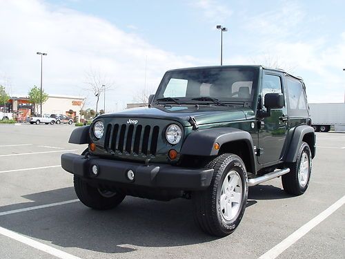2012 jeep wrangler sport 4wd 2dr 6 speed covertable 6k miles like new! l@@k now!