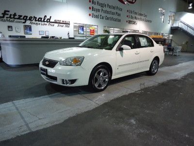 07 white 3.5l v6 sedan leather sunroof xm automatic abs four door chrome chevy