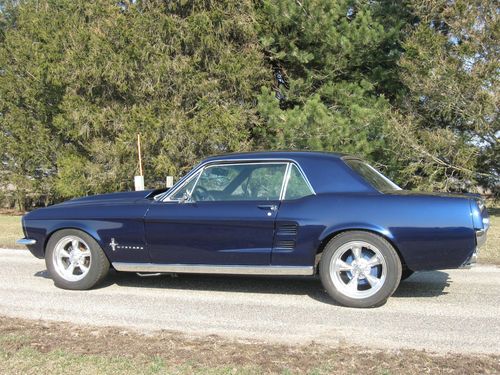 1967 ford mustang coupe resto-mod