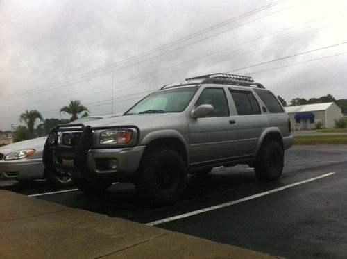 2002 lifted nissan pathfinder