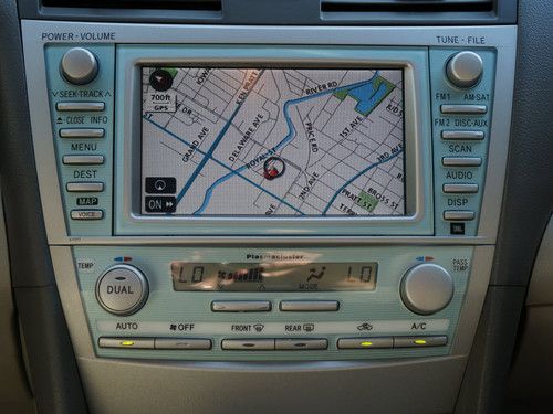 Used Toyota Camry For Sale >> Sell used 2009 Toyota Camry Hybrid Sedan 4-Door 2.4L XLE Navigation Leather MoonRoof NAV in ... Used Toyota Camry For Sale >> Sell used 2009 Toyota Camry Hybrid Sedan 4-Door 2.4L XLE Navigation Leather MoonRoof NAV in ...