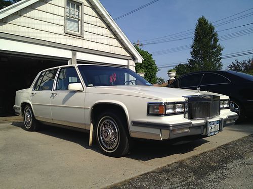 1986 cadillac fleetwood white/blue leather exc cond 1 owner 21k original miles