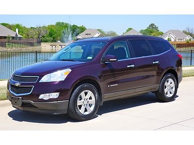 2009 chevrolet traverse lt 8 pass seating one owner clean title no reserve!!