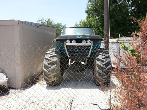 Sell Used Mud Truck Chevy Ford Monster Truck 4x4 Dirt Big