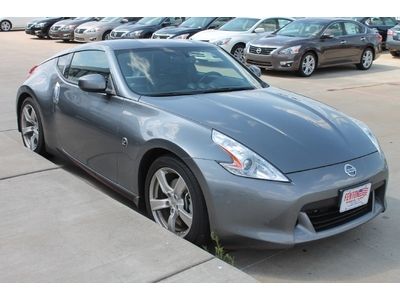 2012 nissan 370z coupe auto loaded no reserve!