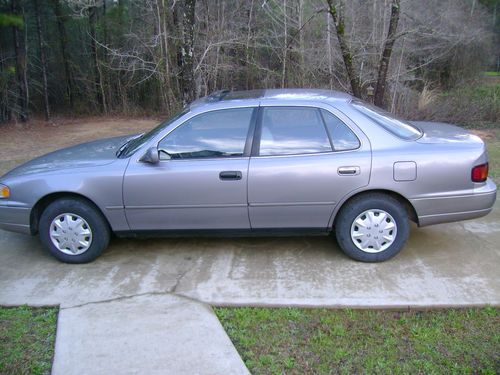 1996 toyota camry le 4cylinder