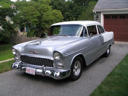 1955 chevrolet 210 coupe - 350sbc, 700r4, ford 9" - this tri-5 is ready to go!