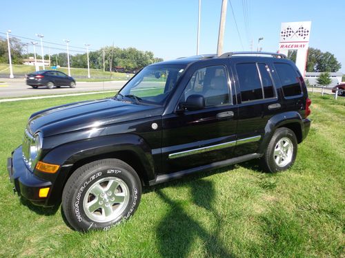 2005 jeep liberty limited sport utility 4-door 2.8l diesel, fully loaded