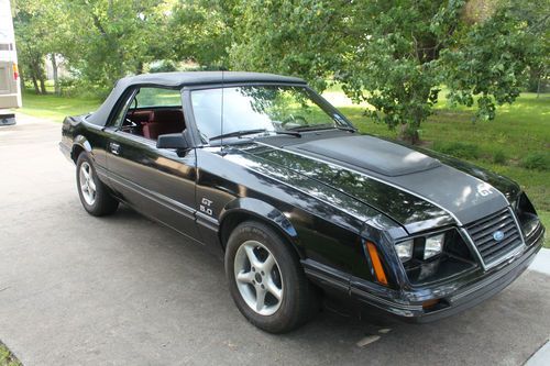 1983 ford mustang gt convertible 5.0l 302cu. in. v8 gas ohv fuel injection
