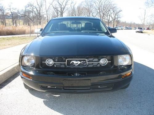 2008 ford mustang base coupe 2-door 4.0l
