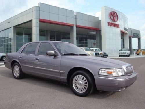 We finance!!! 2006 mercury grand marquis ls leather sunroof clean carfax