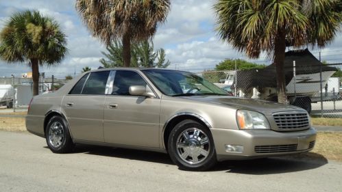 2004 cadillac deville , extra clean highway car , heat/cool seats , mint !