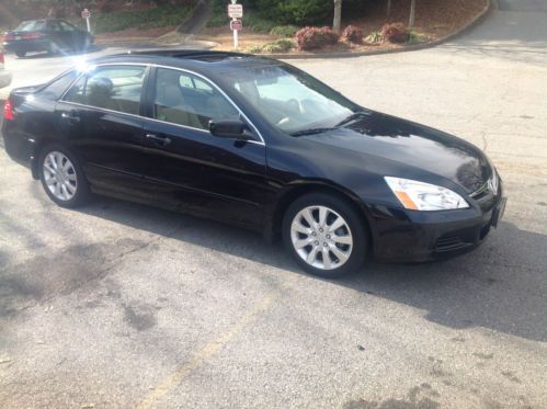 2006 honda accord ex-l v-6 87k miles leather sunroof heated seats cd very clean
