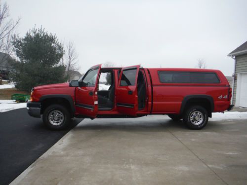 2005 chevrolet silverado ls 2500 hd crew cab 8&#039; bed 4x4 6.0 gas 97,500 miles