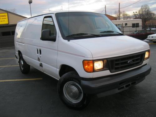 2006 ford e350 cargo van 1ownr aouto 5.4l v8 efi full sized van clean pa title!!