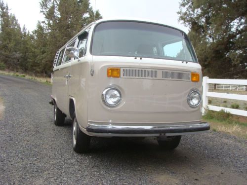 1978 vw bus in great condition