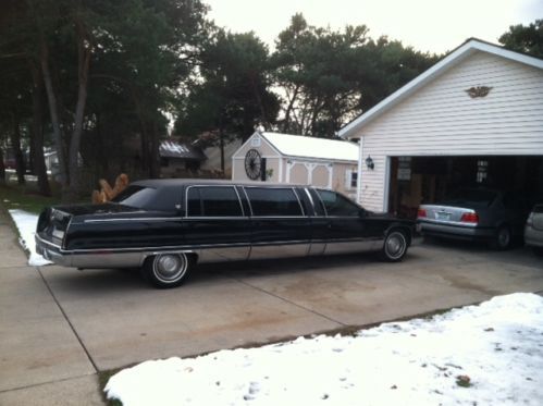 1996 cadillac fleetwood  limousine 6 door limo