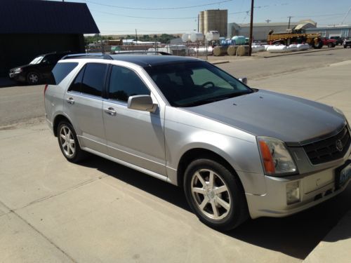 2005 cadillac srx base sport utility 4-door 4.6l